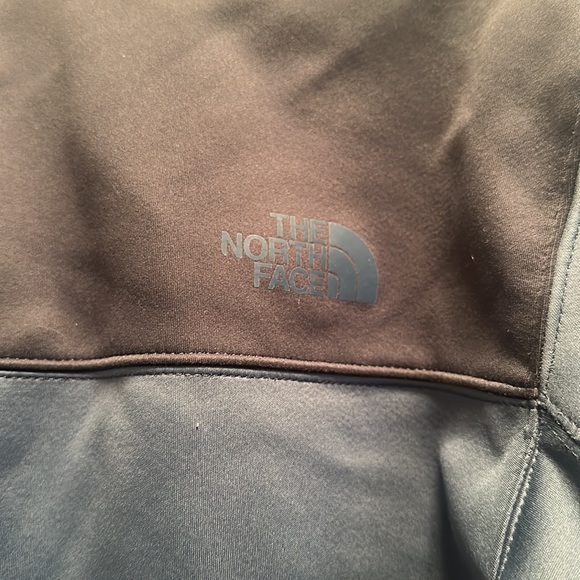 North face men’s soft shell coat - Picture 6 of 6